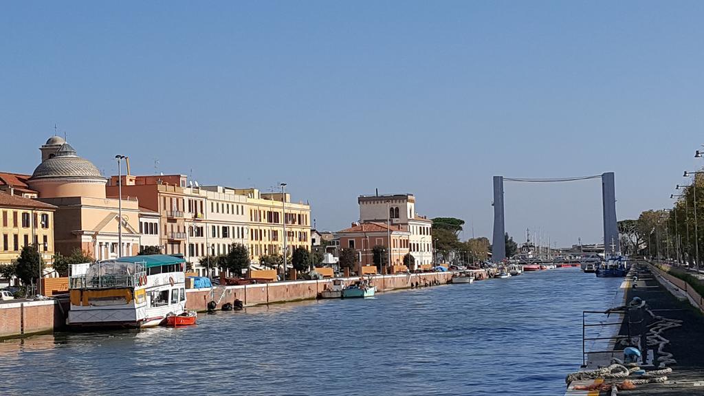 La Lira Acomodação com café da manhã Fiumicino Exterior foto